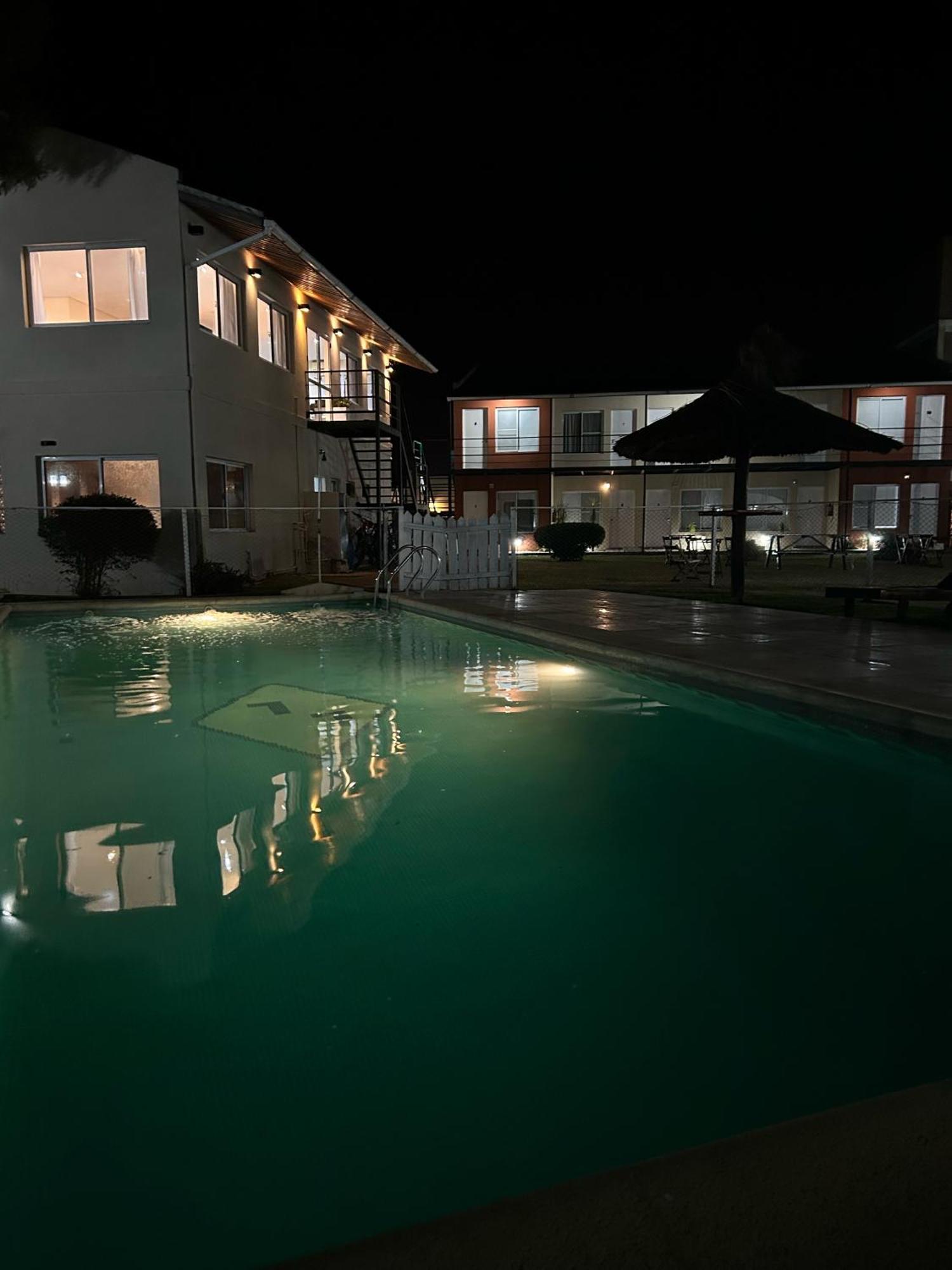 Las Lomas Suites & Spa ชาสโกมุส ภายนอก รูปภาพ